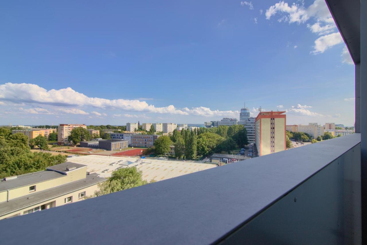 Apartments In - Hanza Tower - Sauna & Pool Щецин Экстерьер фото